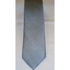 Ezüstszürke, anyagában csíkos selyem nyakkendő