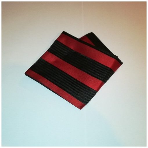 Fekete alapon piros csíkos selyem díszzsebkendő