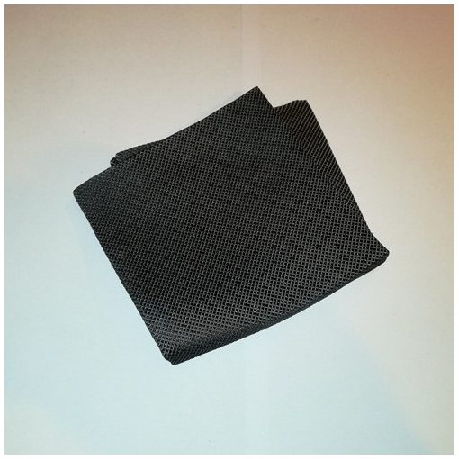 Fekete alapon ezüstszürke mintás selyem díszzsebkendő