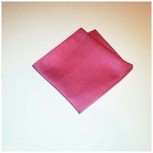 Rózsaszín, anyagában mintás selyem díszzsebkendő