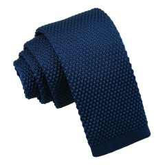 Sötétkék kötött selyem nyakkendő