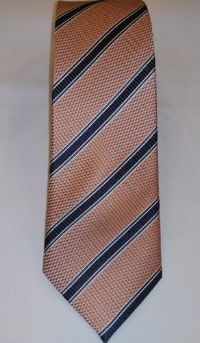 Narancssárga, sötétkék és fehér csíkos selyem nyakkendő