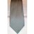 Világosszürke alapon szürke és fehér mintás poliészter nyakkendő
